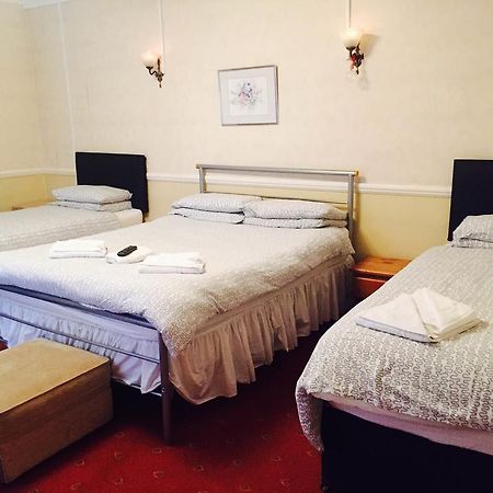 Welbeck Hotel - Close To Beach, Train Station & Southend Airport Екстериор снимка