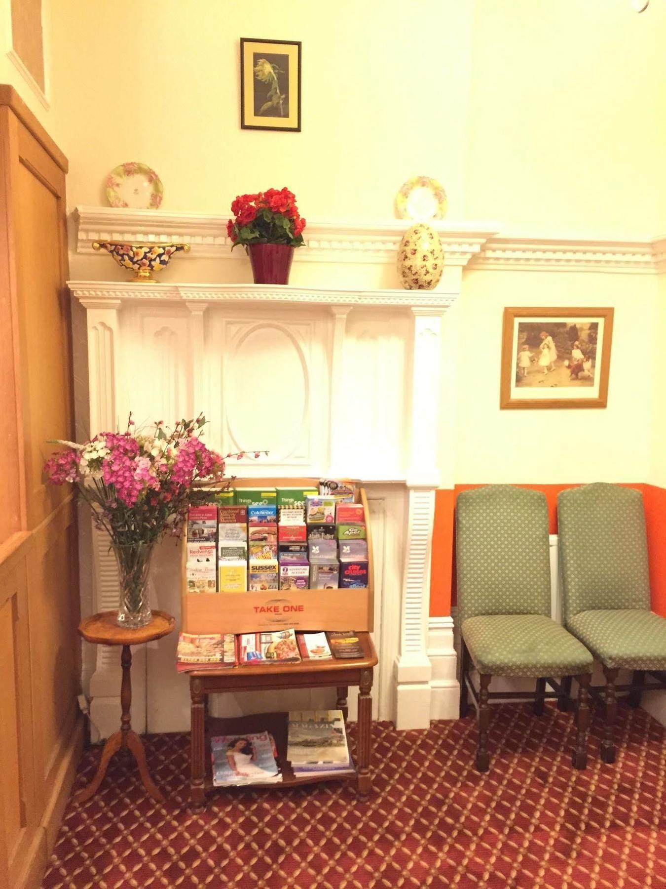 Welbeck Hotel - Close To Beach, Train Station & Southend Airport Екстериор снимка