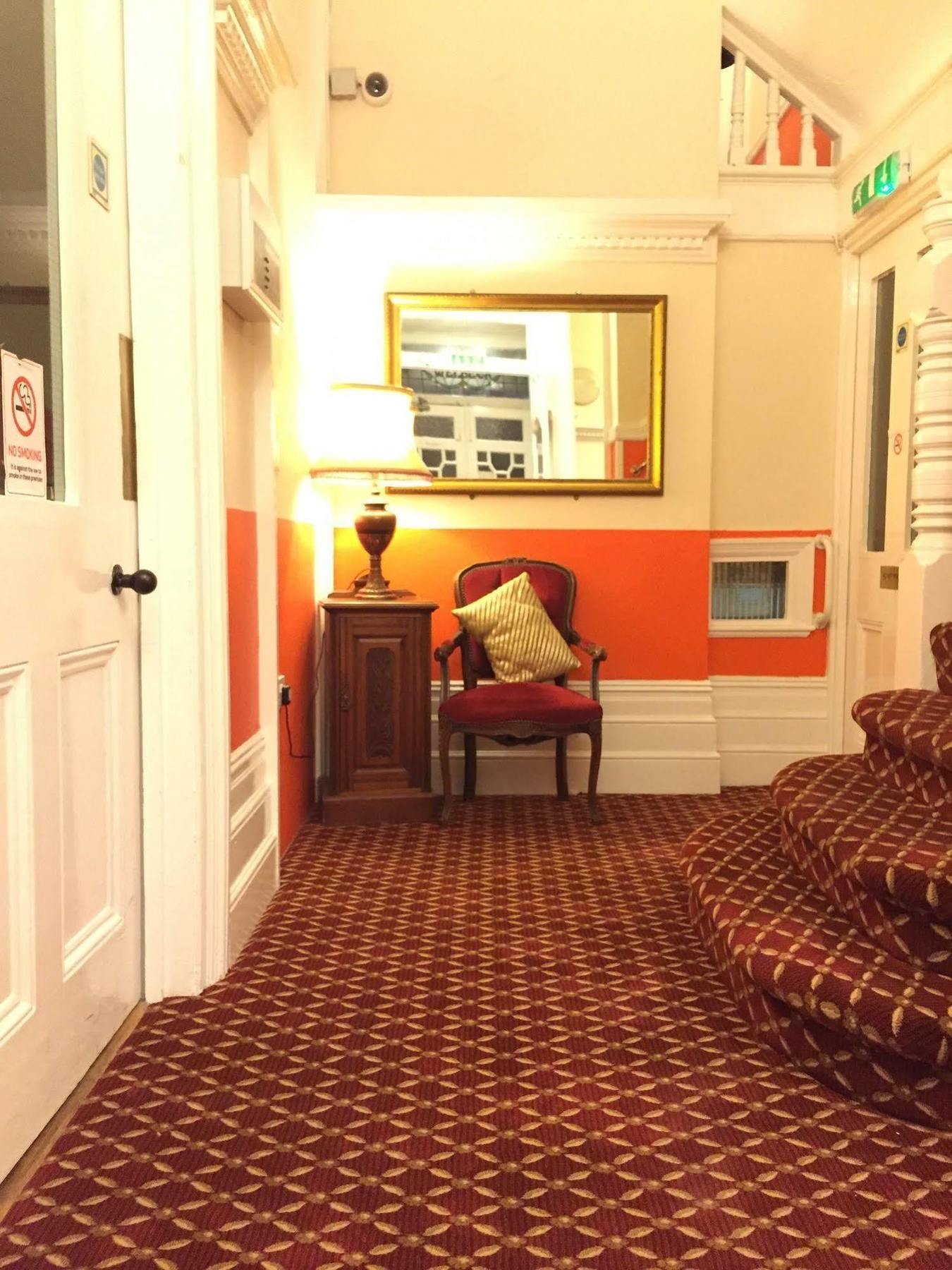 Welbeck Hotel - Close To Beach, Train Station & Southend Airport Екстериор снимка